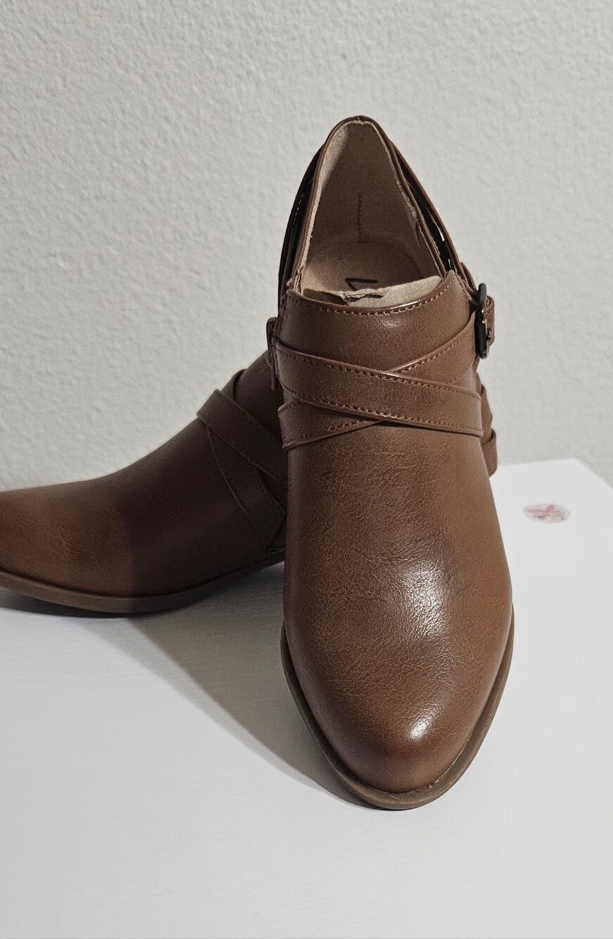 Life Stride Brown Leather Ankle Booties